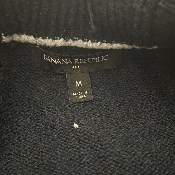 Banana Republic sweater - Picture 2 of 3